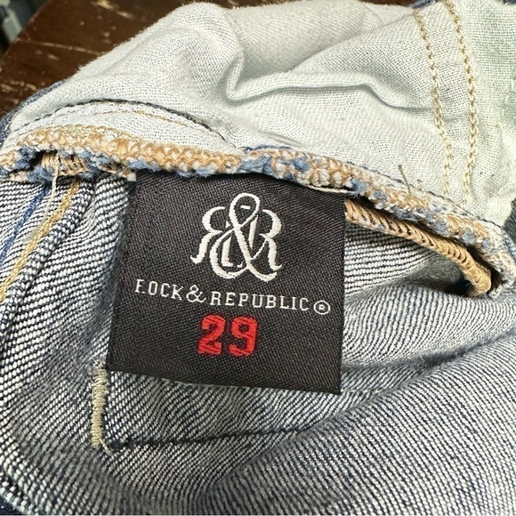 Rock & Republic Kasandra Mid Rise bootcut Mid Dark wash Jeans Size 29 - Picture 9 of 11